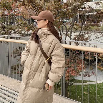 Новый пуховик Женская корейская версия средней длины, Свободное пальто выше колена с капюшоном, зимняя одежда