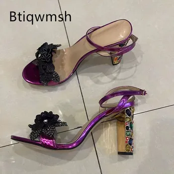 Фиолетовые роскошные женские босоножки со стразами с открытым носком, расшитые блестками, необычные женские пикантные вечерние туфли на высоком каблуке